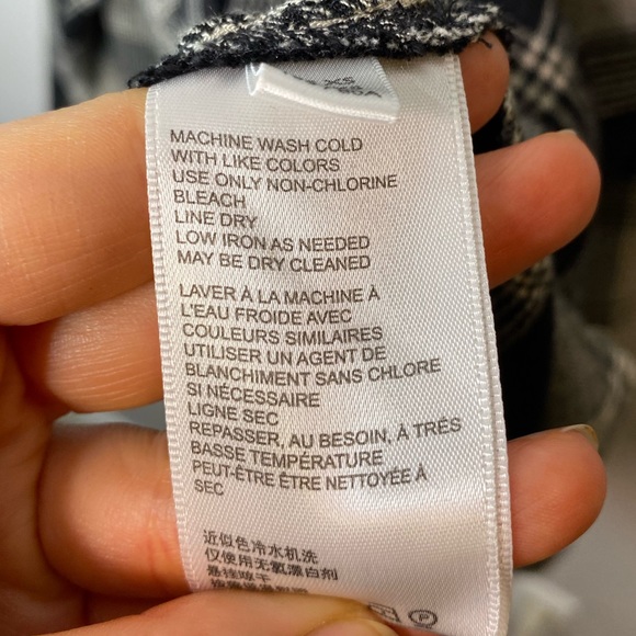 Urban Outfitters Plaid Button Down. - Picture 7 of 8